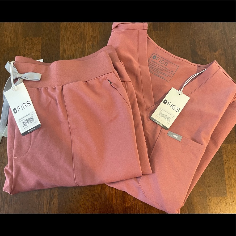 NWT Muave Figs